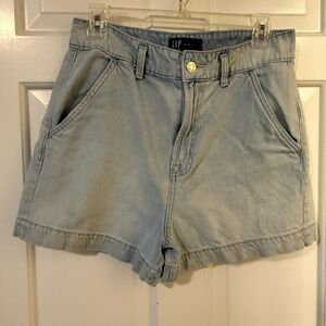 GAP Women's Light Wash High-Rise Denim Shorts